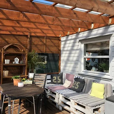 Bed And Breakfast Bed & Breakfast